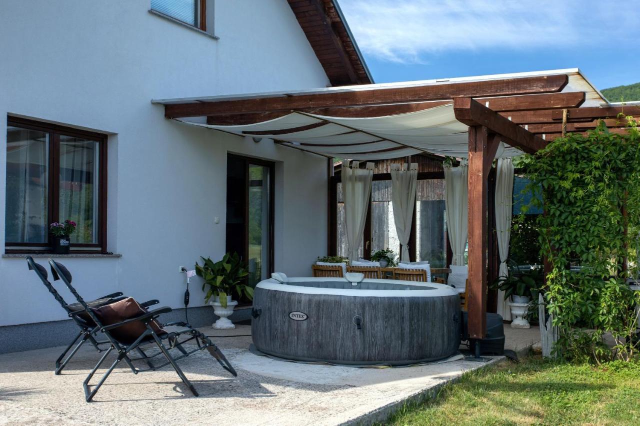 Holiday Home Sinac Exterior photo